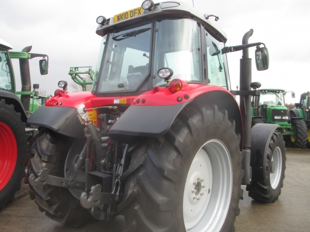 Massey Ferguson 6470