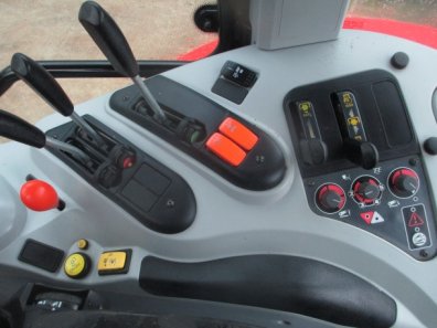 Massey Ferguson 6470