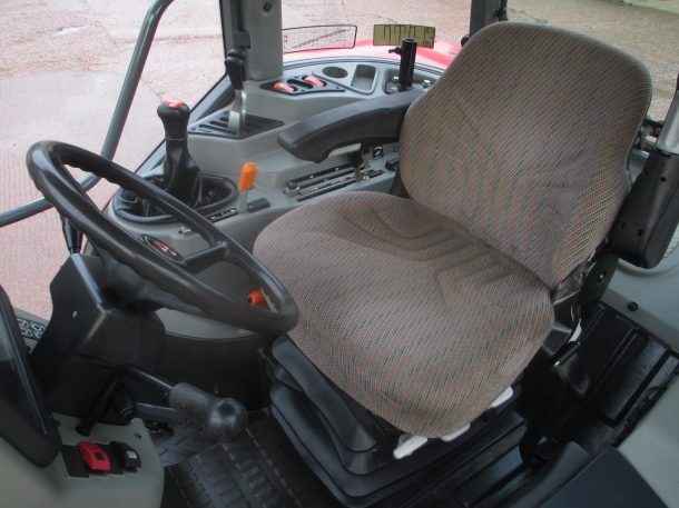 Massey Ferguson 4335