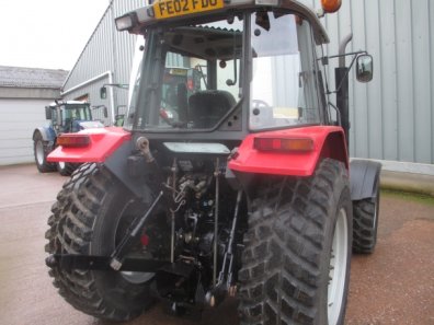 Massey Ferguson 4335