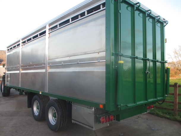 Bailey 25ft livestock trailer