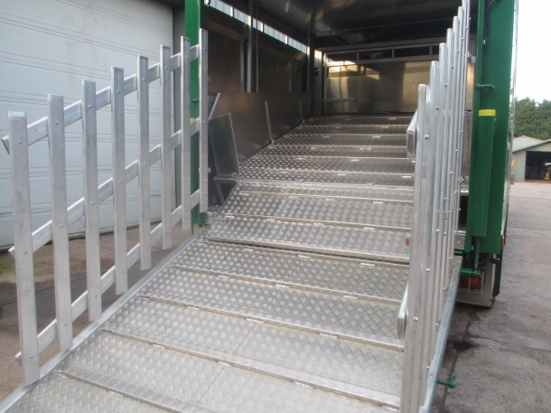 Bailey 25ft livestock trailer