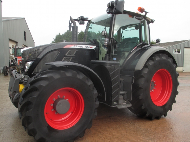 Fendt 724 Profi-Plus