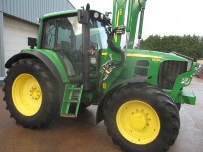 John Deere 6630