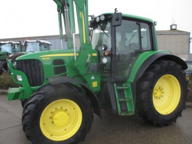 John Deere 6630