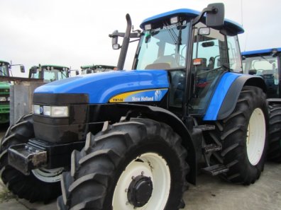 New Holland TM140
