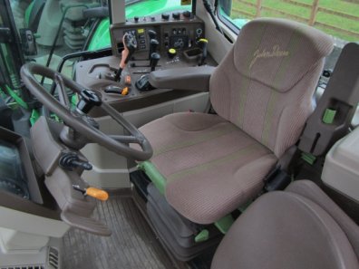 John Deere 6920S
