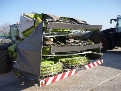 Claas Orbis 750 10 row maize header