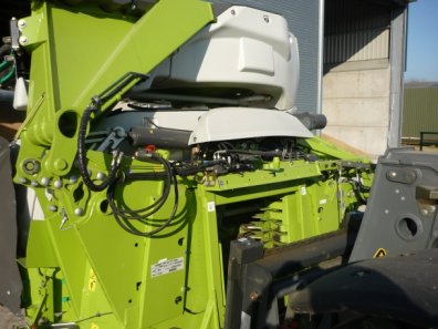 Claas Orbis 750 10 row maize header
