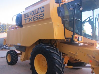 New Holland TX62