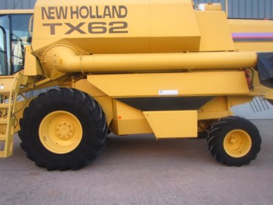 New Holland TX62