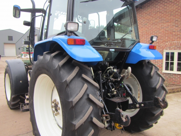 New Holland TS115 SL