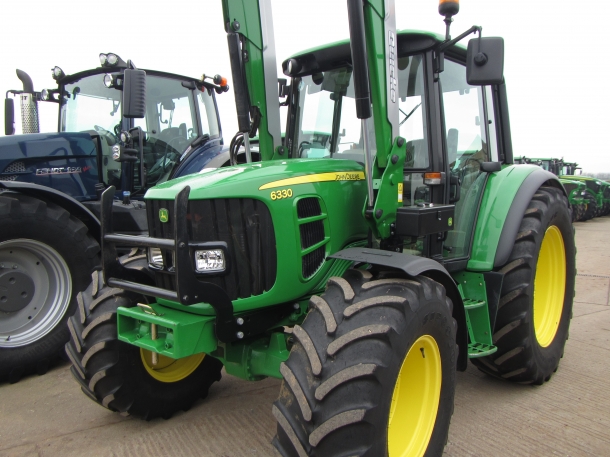 John Deere 6330 Standard