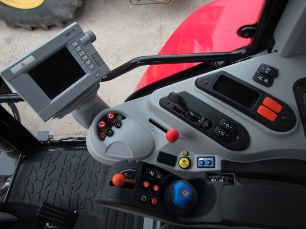 Massey Ferguson 7480