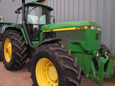 John Deere 4755