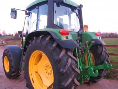 John Deere 6410