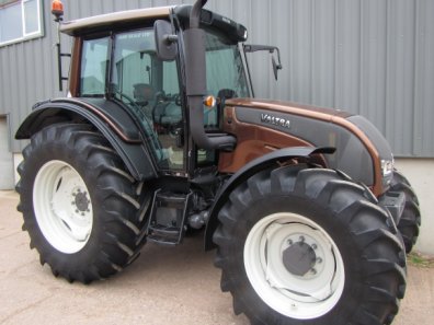 Valtra N141 Hi-Tec