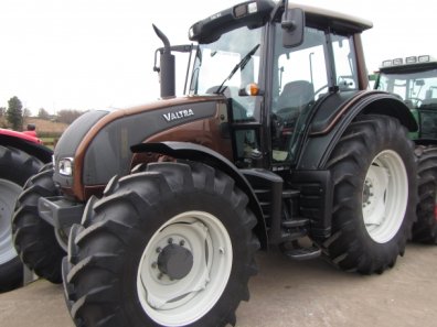 Valtra N141 Hi-Tec