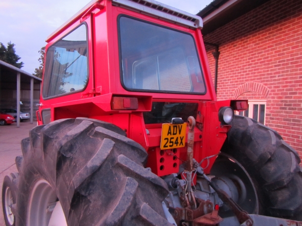Massey Ferguson 590