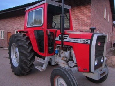 Massey Ferguson 590