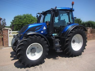 Valtra N174
