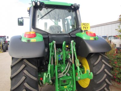 John Deere 6130M