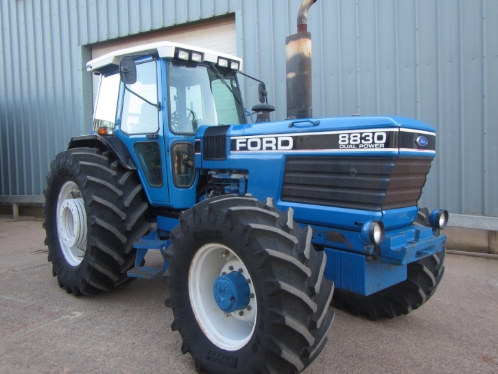 Ford 8830
