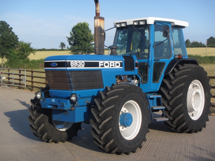 Ford 8830