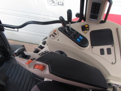 Massey Ferguson 6716S Efficient