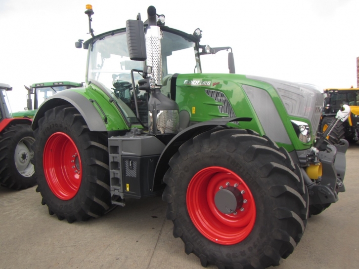 Fendt 828 Profi-Plus