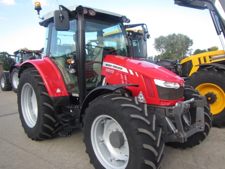 Massey Ferguson 5613 Efficient