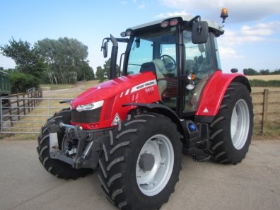 Massey Ferguson 5613 Efficient