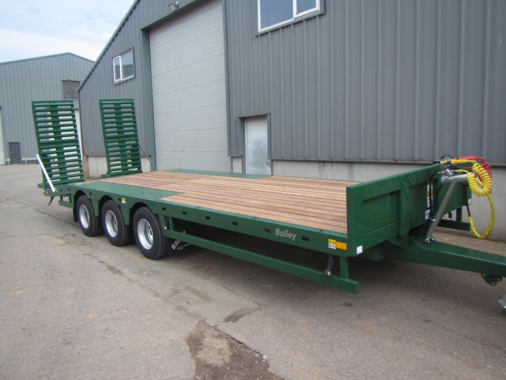 Bailey 20 Ton low loader 27ft long trailer