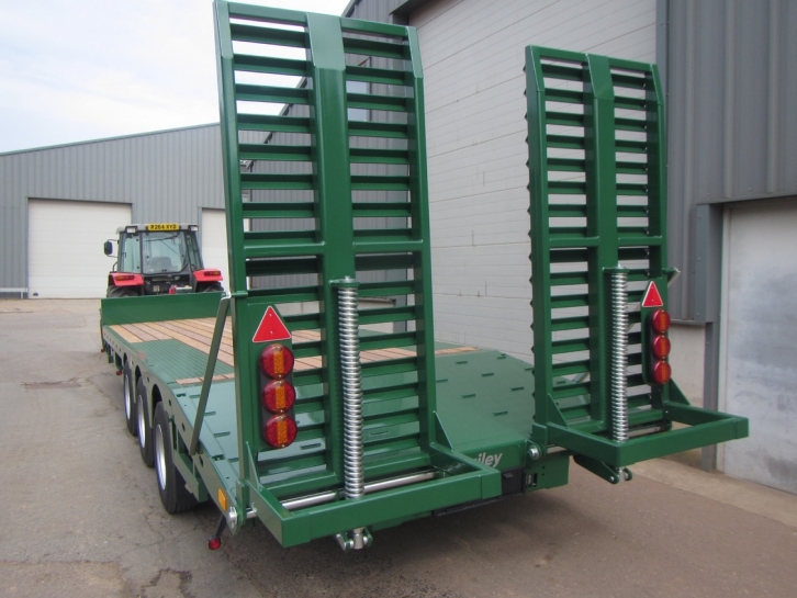 Bailey 20 Ton low loader 27ft long trailer