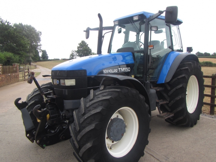 New Holland TM150