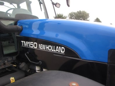 New Holland TM150