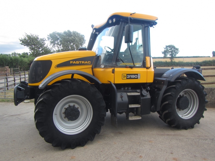 JCB 3190 Plus