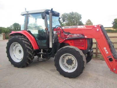 Massey Ferguson 5435