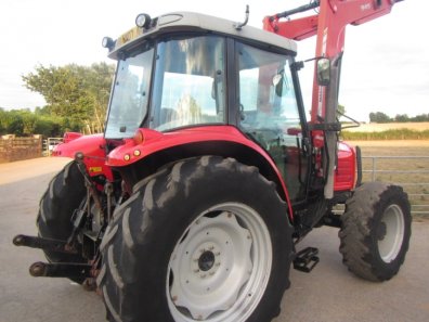 Massey Ferguson 5435