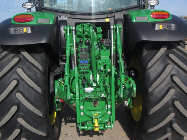 John Deere 6155R