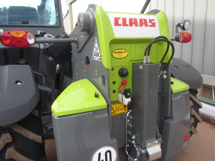 Claas Scorpion 7055