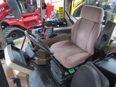 John Deere 6800