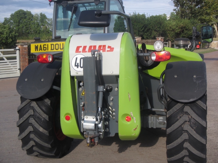 Claas Scorpion 7045 Plus
