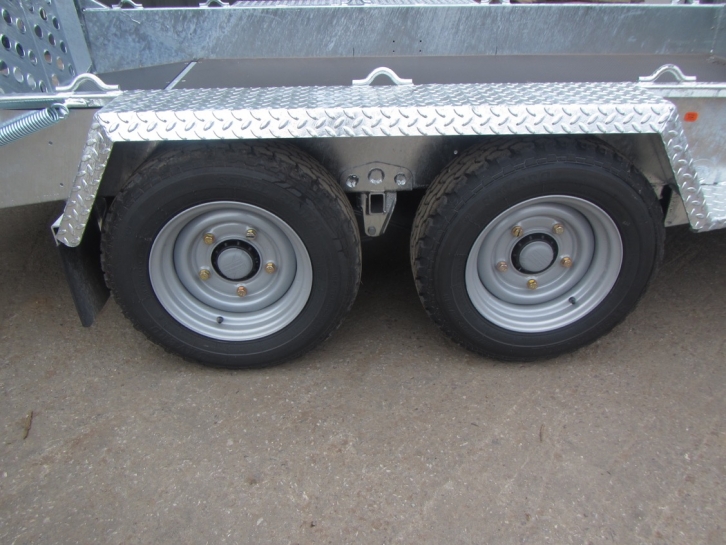 Ifor Williams 1054 plant trailer