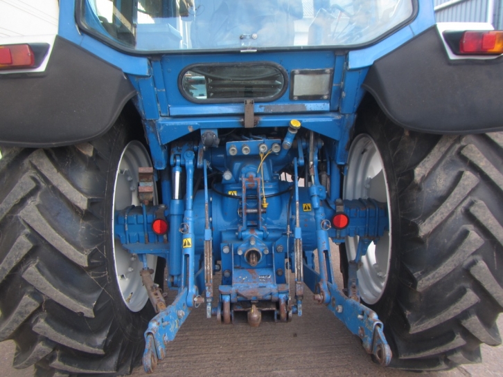 Ford 5610