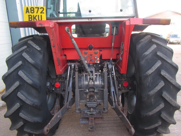 Massey Ferguson 675