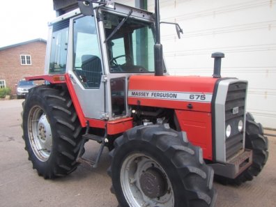 Massey Ferguson 675