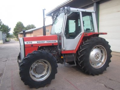 Massey Ferguson 675