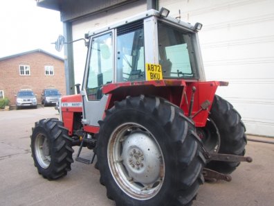 Massey Ferguson 675