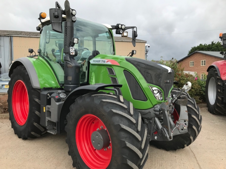 Fendt 718 Profi